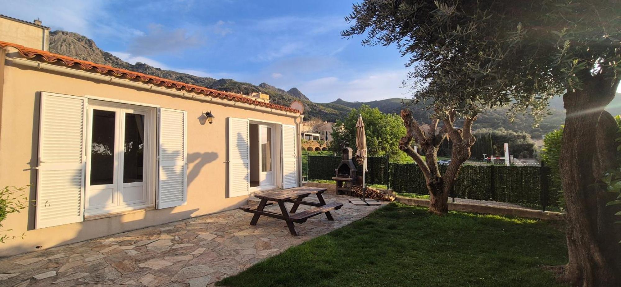 Gite A L'Ombre Du Clocher Calenzana Luaran gambar